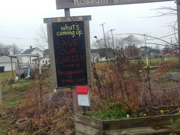 Kossuth St. Garden